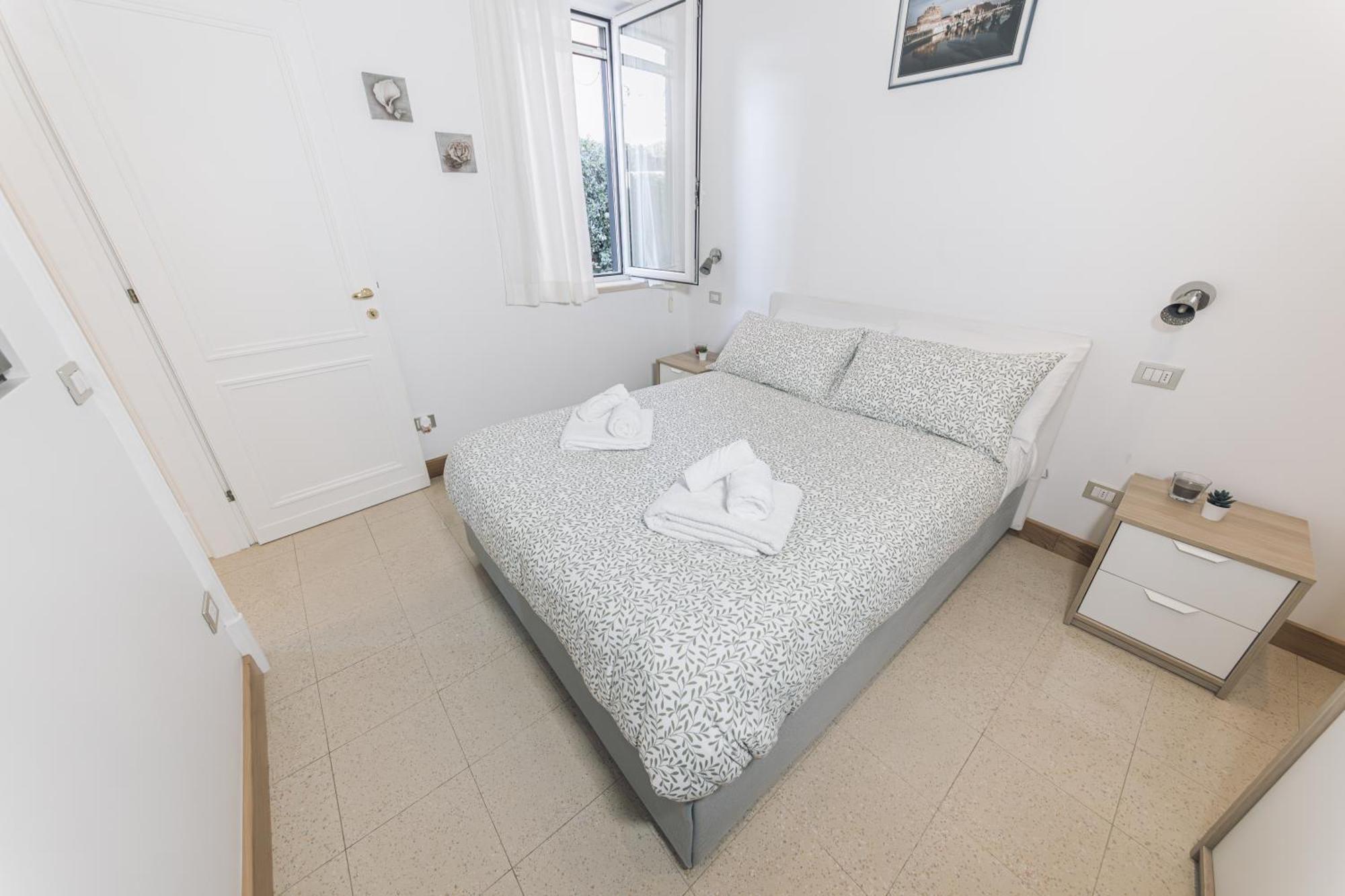 Agrippina House: Mura Vaticane Rome Bagian luar foto